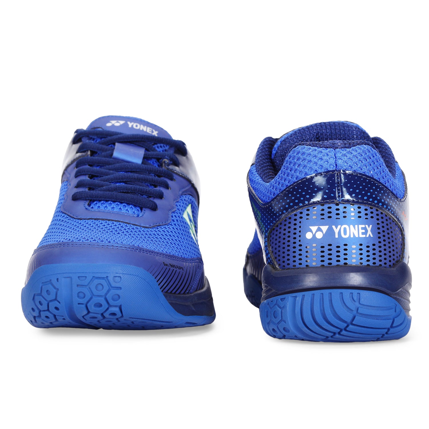 Close-up of the Yonex HY-Ultra shoe's non-marking rubber outsole.