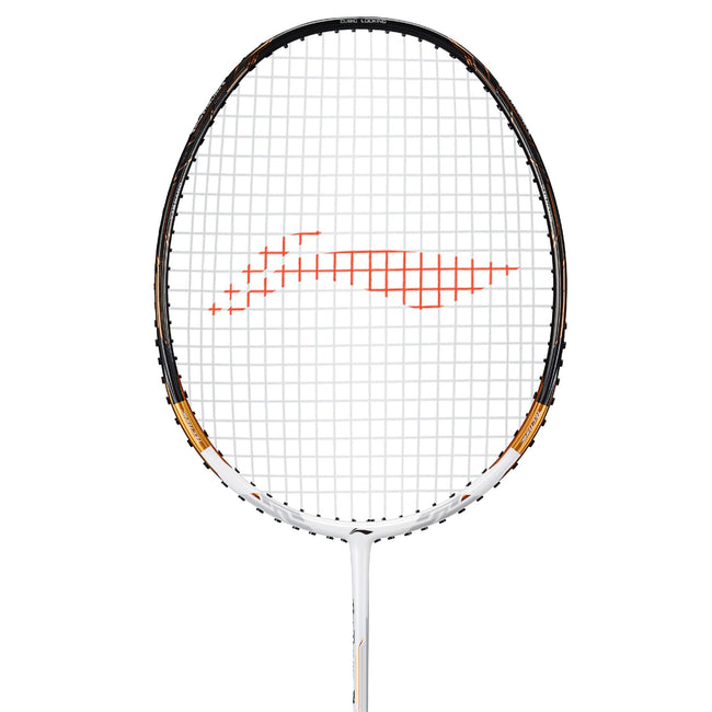 Alt Text: Professional badminton player holding the Li-Ning Tectonic 7, showcasing a balanced stance. Explore more pro gear at probadminton.in.

