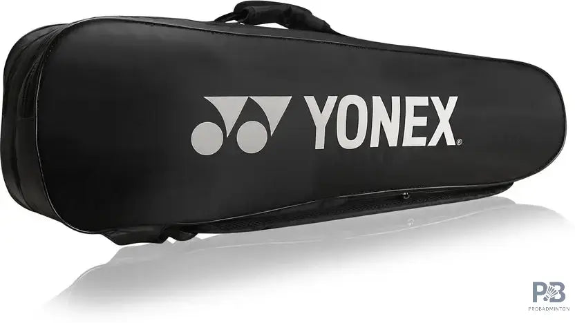 Player carrying Yonex SUNR 24035 BT5 kit bag on shoulder