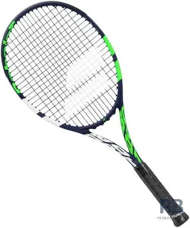 A new tennis player confidently holding the Babolat Boost Drive (Babolat Boos Drive), demonstrating its lightweight and easy maneuverability, from probadminton.in.