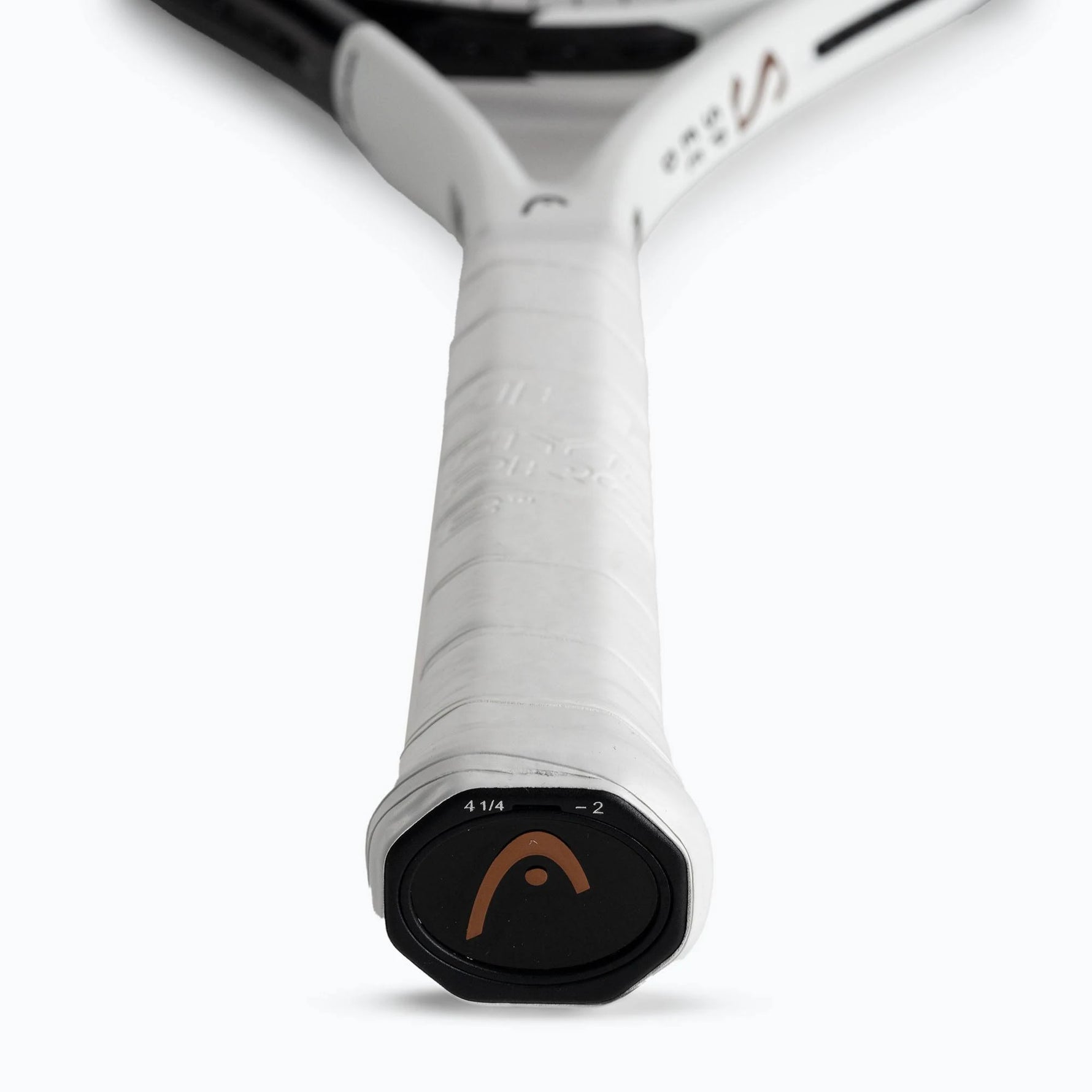 Image highlighting the 1 pt Head Heavy Balance of the HEAD Speed Team L 2022 racquet, indicating additional power on every ball for beginners. Power up your game with ProBadminton.in.