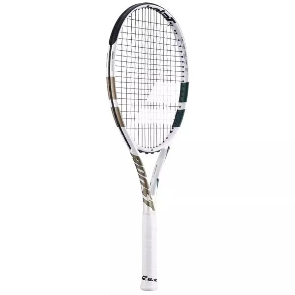 Boost Wimbledown tennis racquet - graphite composition. Now on Probadminton.in